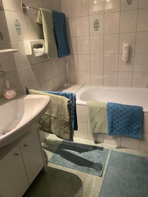 Schoene Ferienwohnung Mit Wolfgangseeblick Strobl Extérieur photo